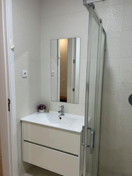 Apartamento Acolhedor Em Αβέιρο Εξωτερικό φωτογραφία